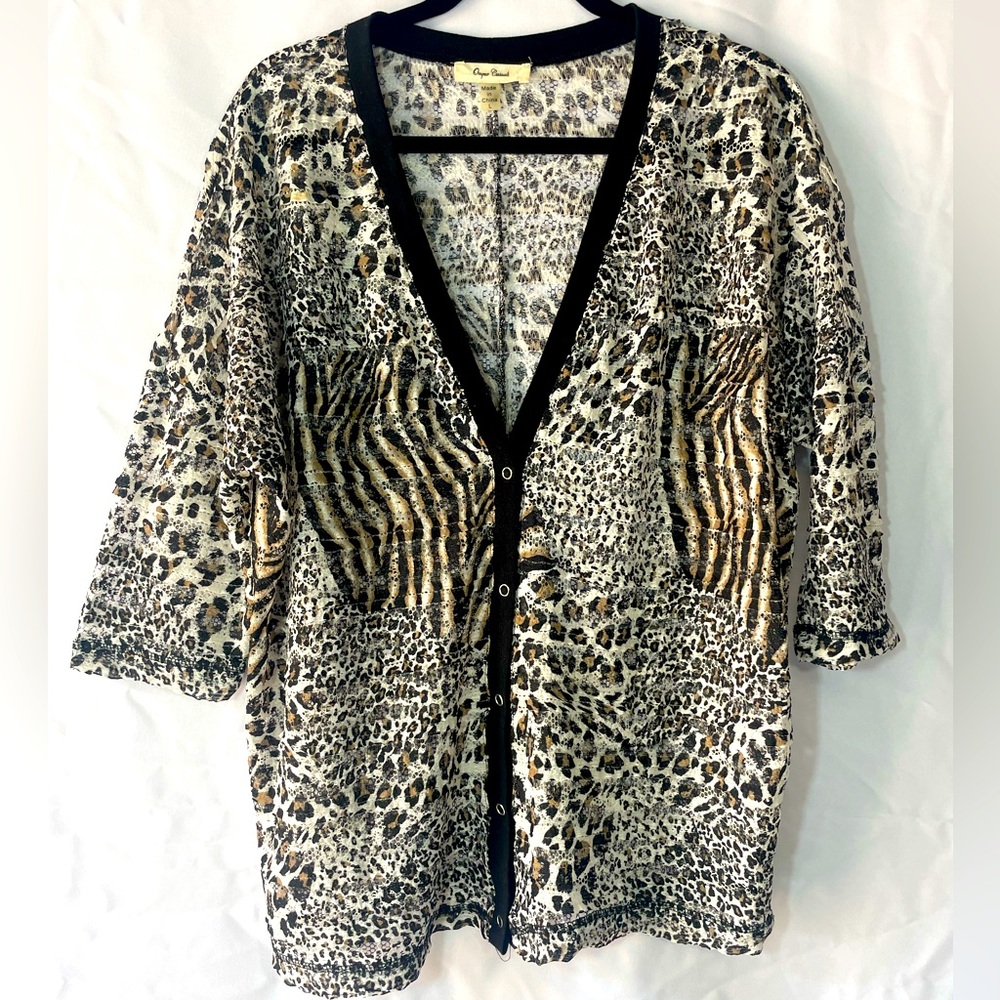Onque Casuals women’s See through Animal print Cardigan size Large
